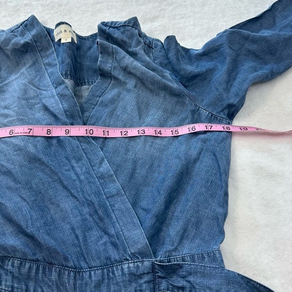 Cloth & Stone by Anthropologie Denim Blue Chambray Jumpsuit with Wide-Leg Design - Picture 4 of 16